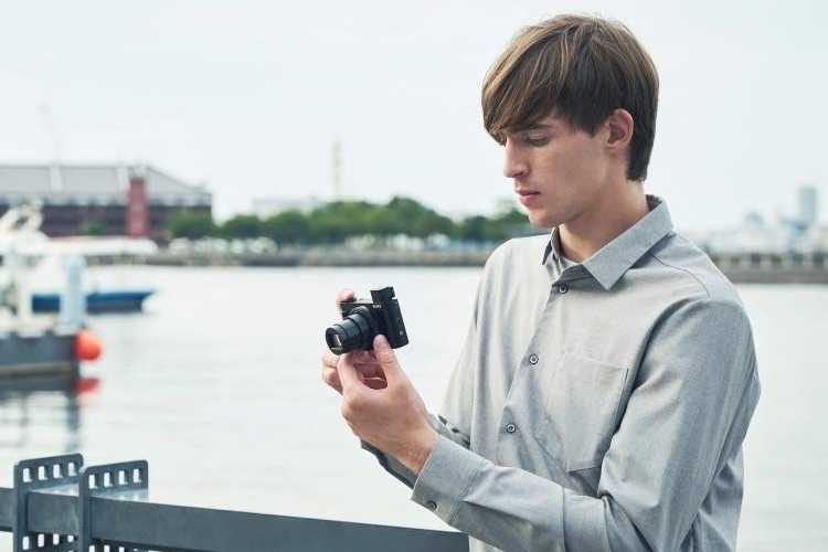 sony-hx99-4