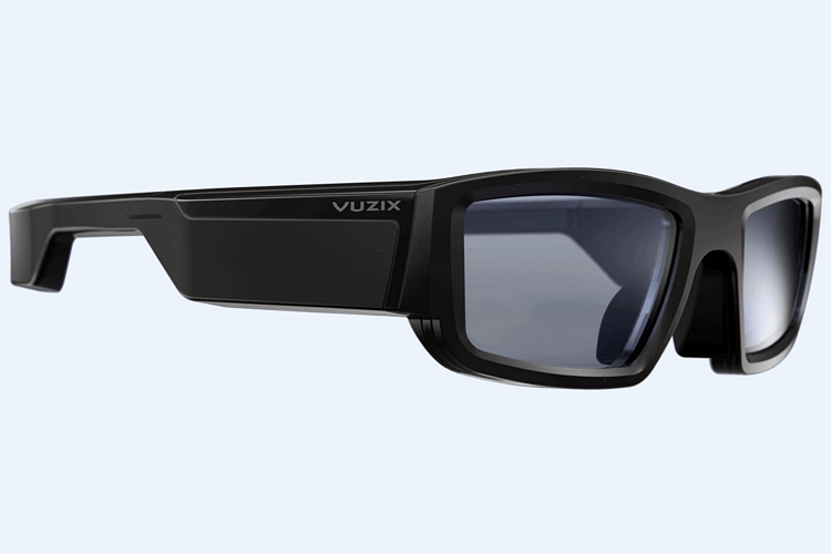 vuzik-blade-1
