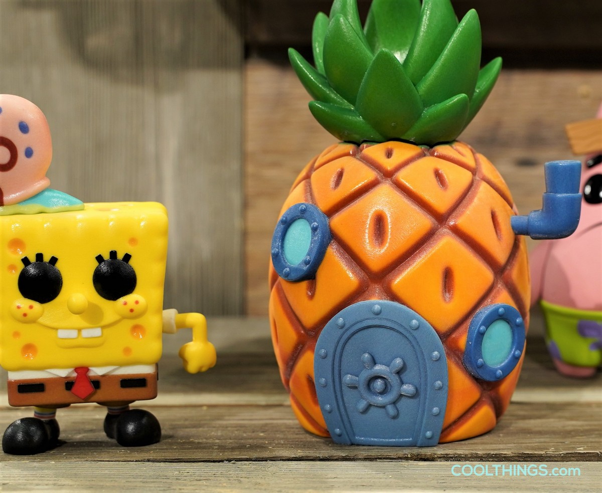 Town Spongebob with Pineapple Pop 