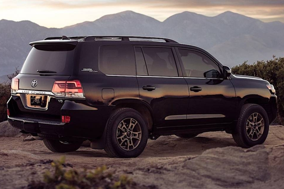 toyota-land-cruiser-heritage-edition