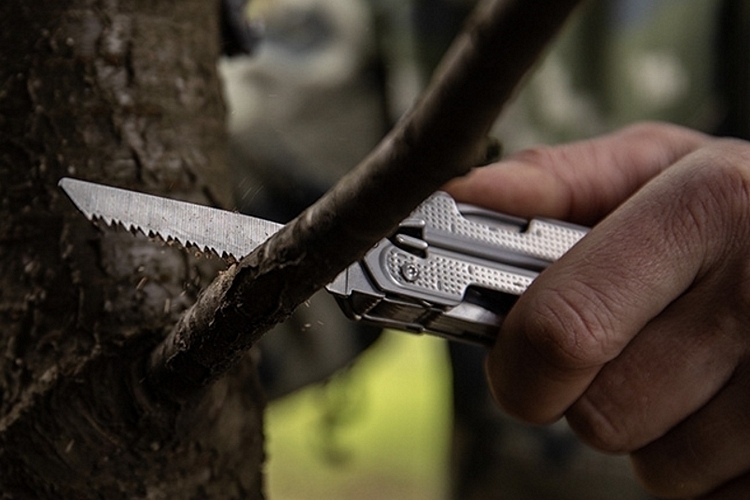 leatherman-free-pr-multi-tool-4