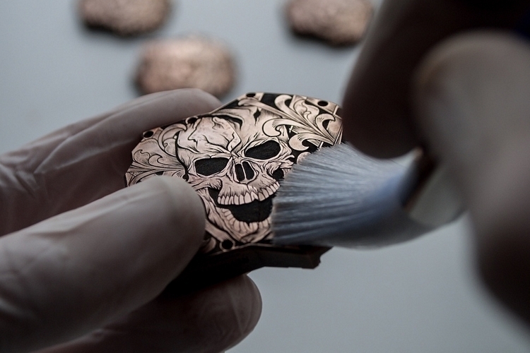 urwerk-ur-t8-skull-2