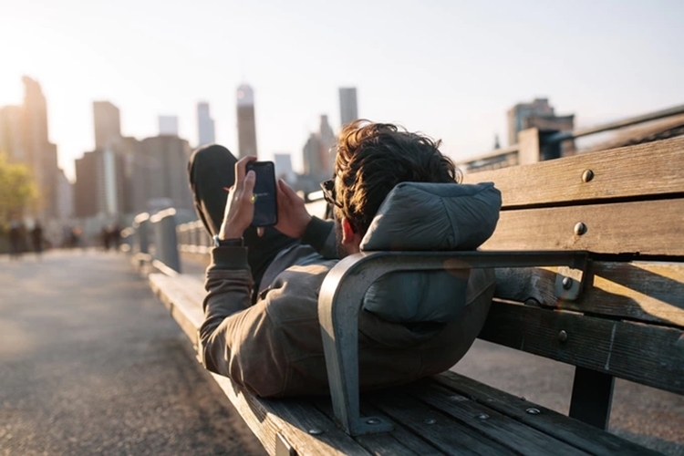 gravel-layover-travel-blanket-4