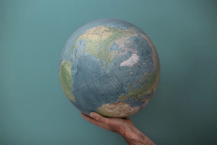 acme-globes-1