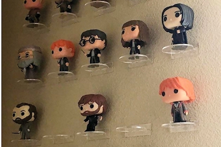 04-cool-toys-360laser-funko-pop-acrylic-wall-shelf
