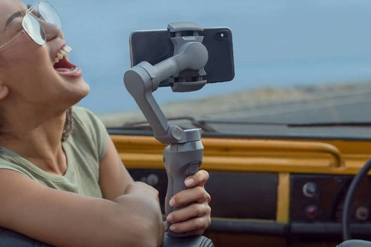 dji-osmo-mobile-3-4