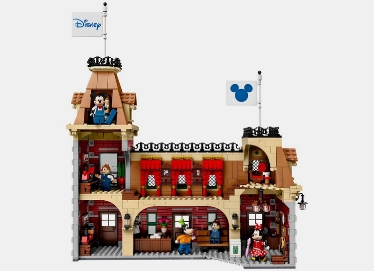lego-disney-train-and-station-4