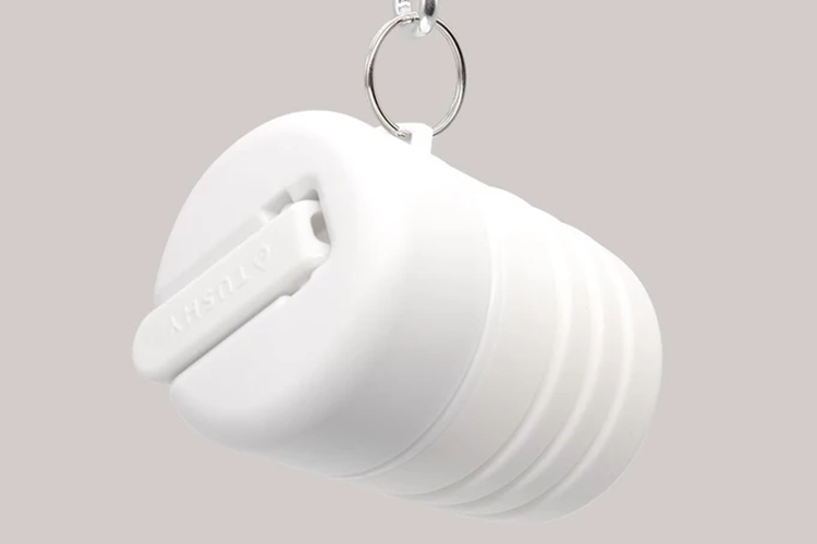 tushy-travel-portable-bidet-2