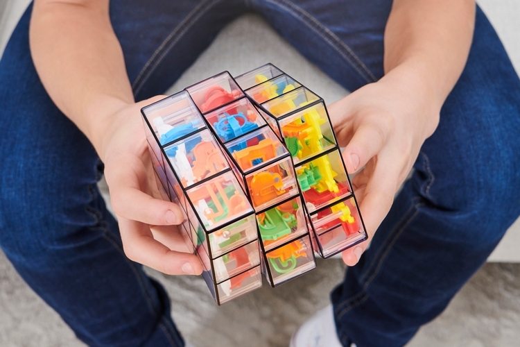 Spin Master Games Rubik’s Perplexus Fusion 3 x 3 for Adults and Kids Ages 8 and up 6056605 Challenging Puzzle Maze Ball Skill Game