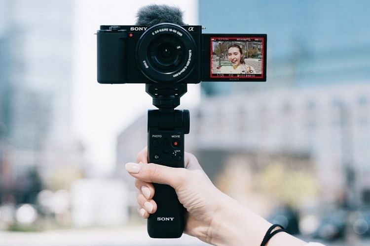 Sony ZV-E1: The ULTIMATE Vlog Camera! 