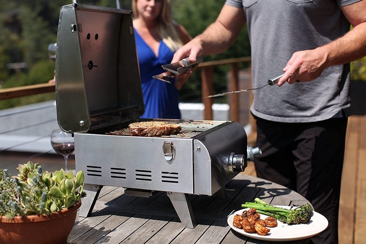 A Mini Grill for Everyone Who Wants to Grill But Doesn't Have a