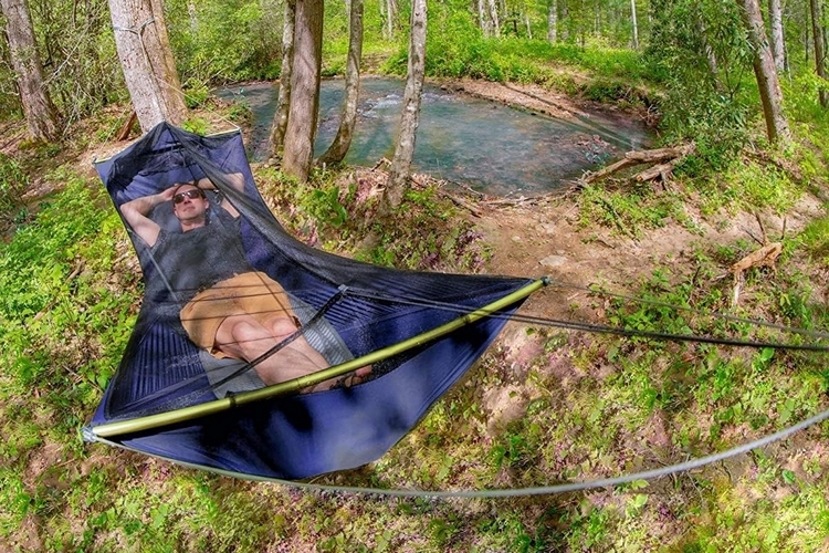 https://www.coolthings.com/wp-content/uploads/2023/08/the-best-camping-hammocks-05-eno-skylite.jpg