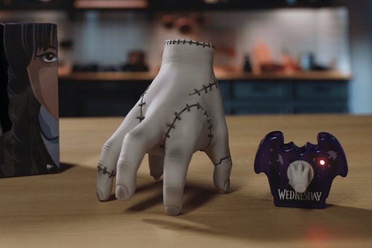 thumbnail image 2 of Promo Mainan Rc Remote Control Mobil Robot Transform 20 Cm Rechargeable 2 of 12